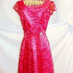 Vintage Style Womens Lace Cocktail Dress With Cap..